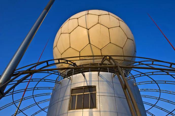 雷達(dá)天線罩透波材料 雷達(dá)天線罩透波材料