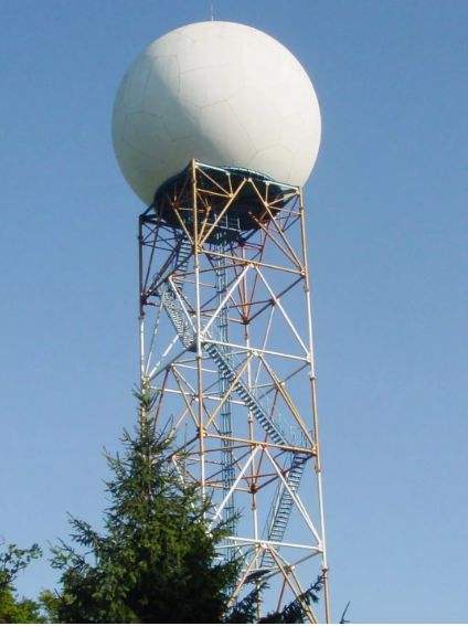 氣象雷達(dá)罩復(fù)合材料